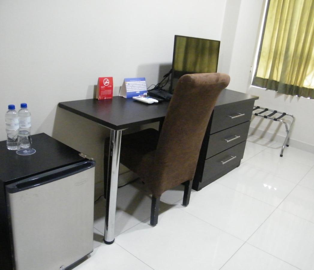 Hotel Ramada กวายากิล ภายนอก รูปภาพ