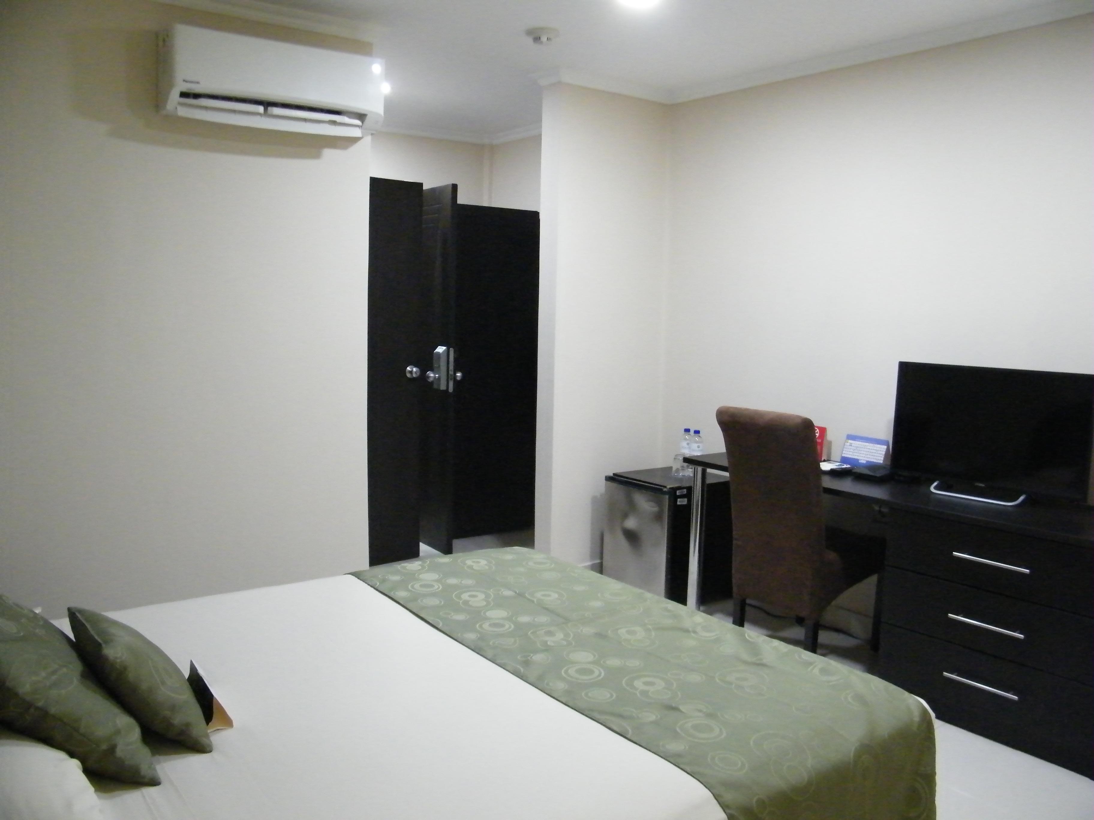Hotel Ramada กวายากิล ภายนอก รูปภาพ