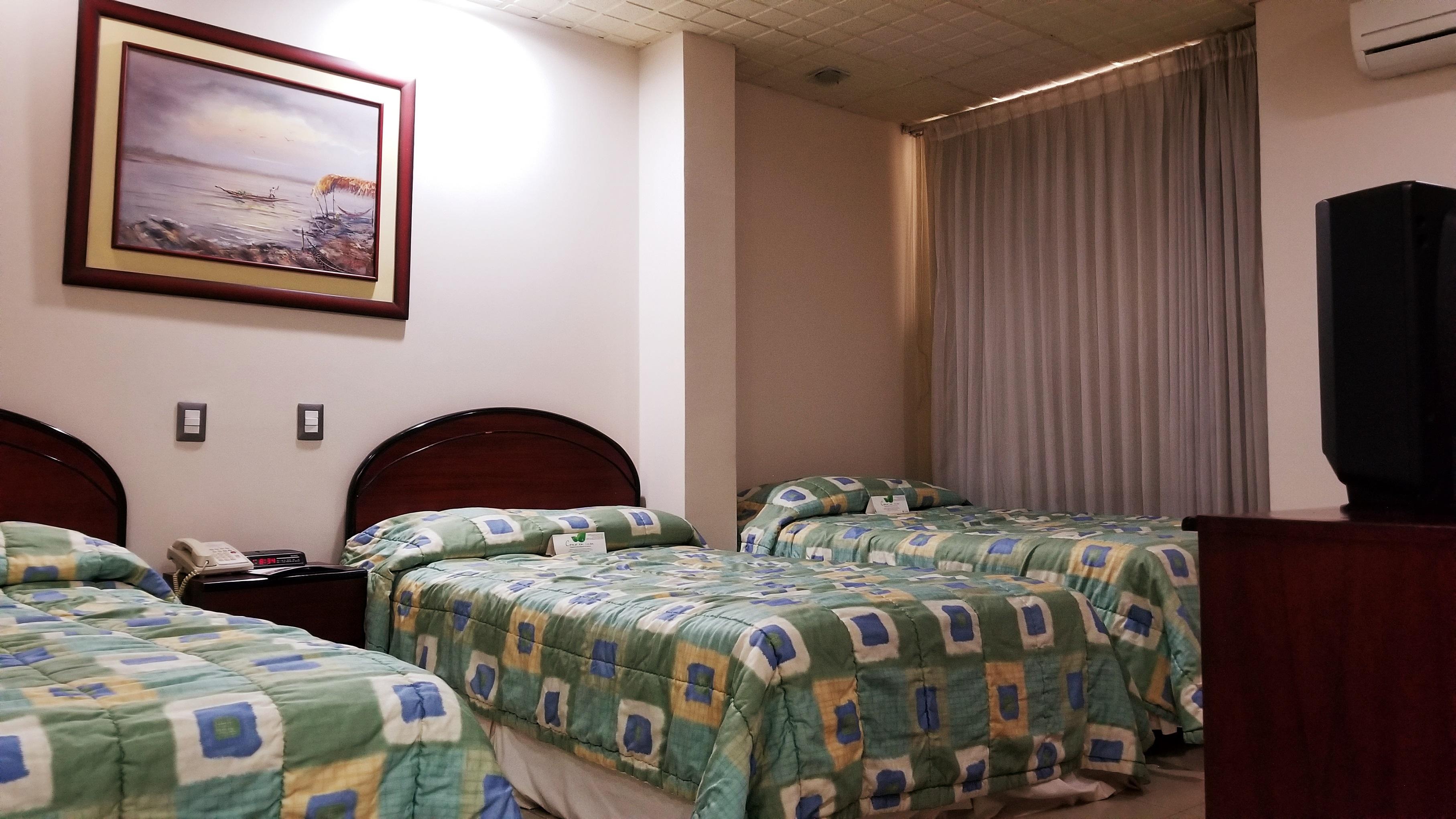 Hotel Ramada กวายากิล ภายนอก รูปภาพ