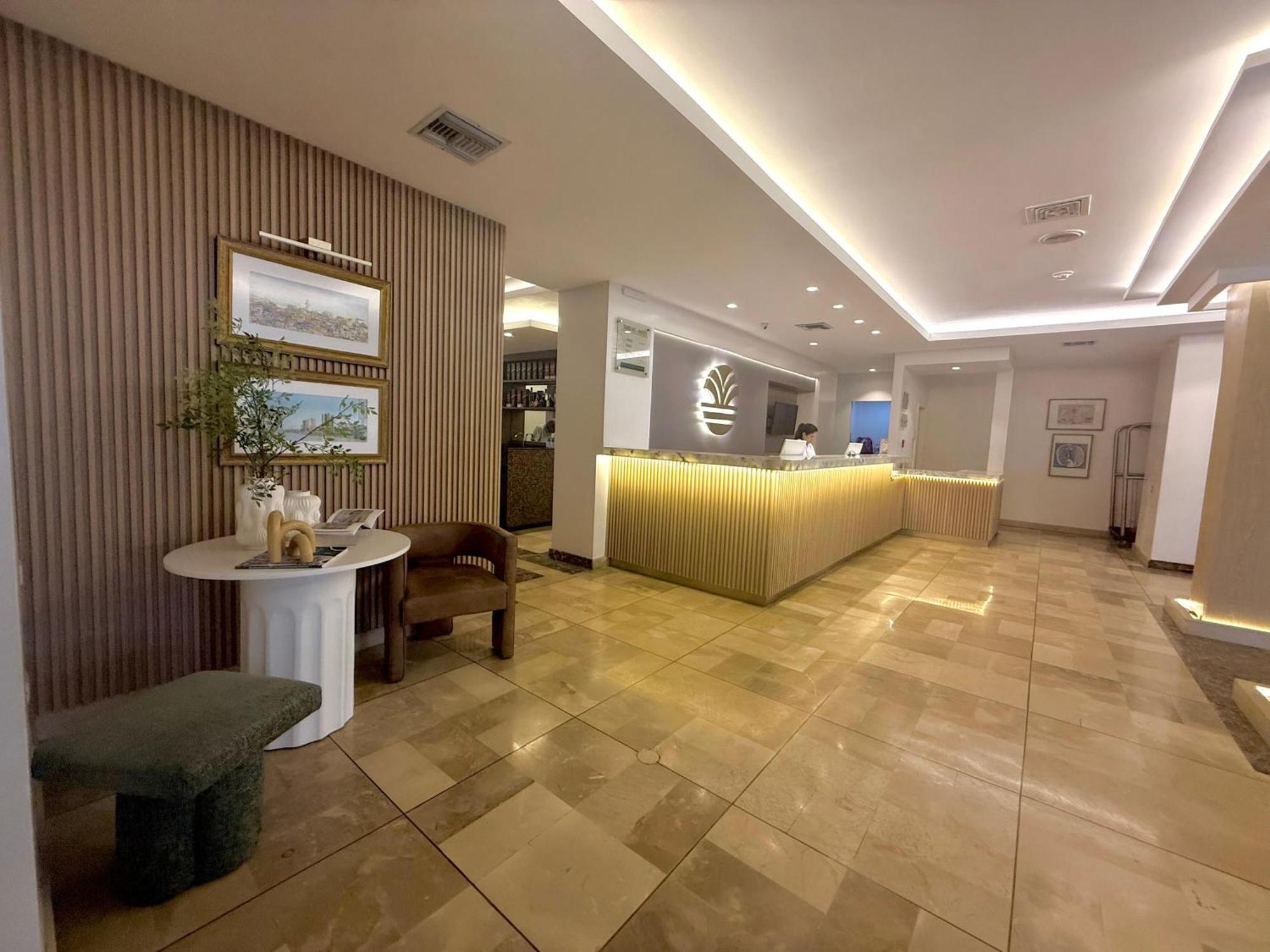 Hotel Ramada กวายากิล ภายนอก รูปภาพ